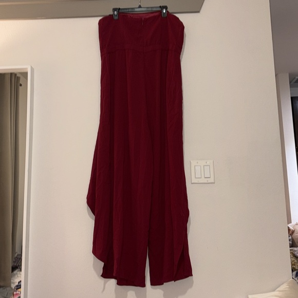 City Chic Attract Jumpsuit in Currant SZ 18 NWT - Picture 4 of 7